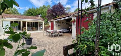 Maison - 120 m² - 7 pièces