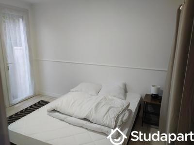 Chambre - 14 m² - 1 pièce