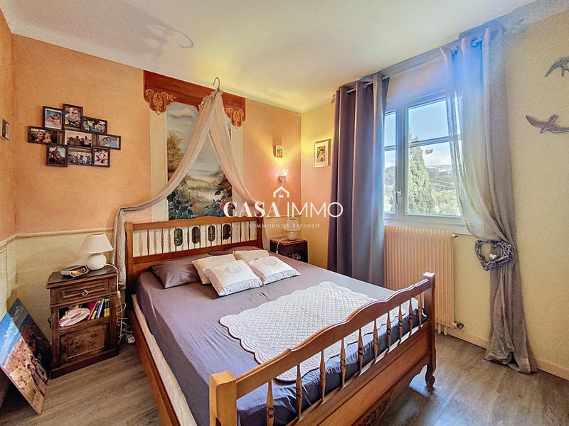 Maison traditionnelle - 136 m² - 5 pièces