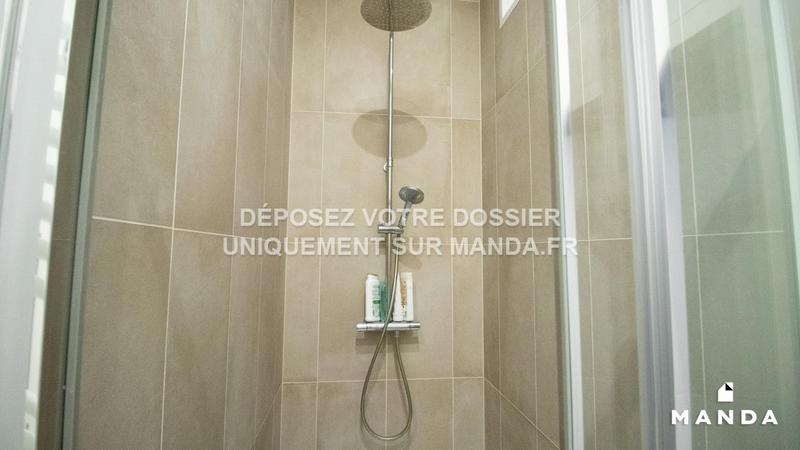 Chambre - 10 m² - 5 pièces