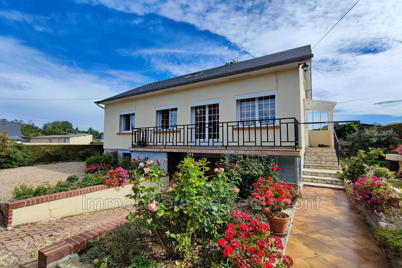 Maison - 104 m² - 4 pièces