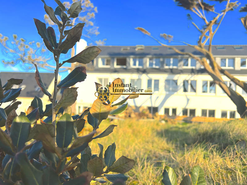 Appartement - 80 m² - 2 pièces