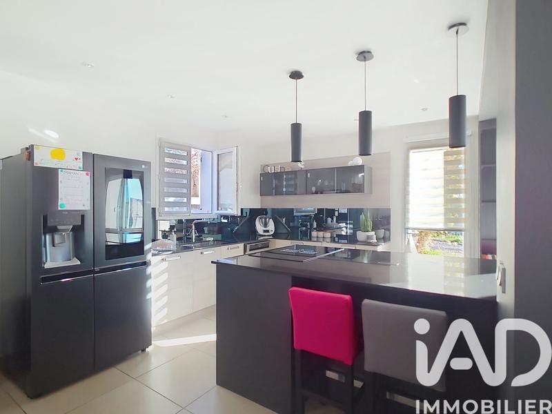 Maison - 150 m² - 6 pièces