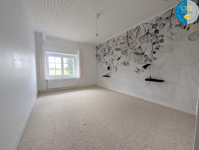 Maison - 140 m² - 5 pièces