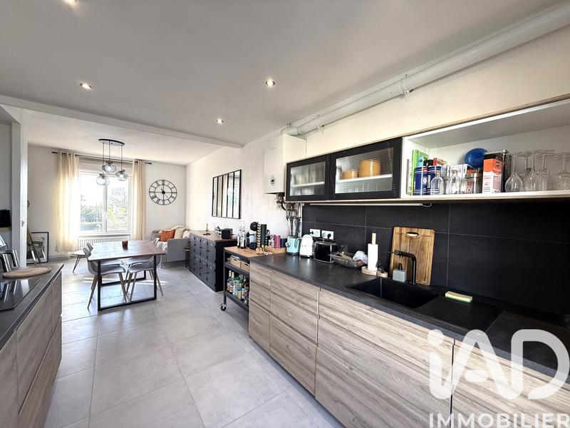 Appartement - 70 m² - 4 pièces