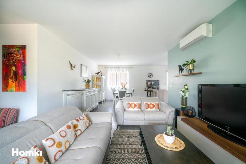 Maison - 96 m² - 5 pièces