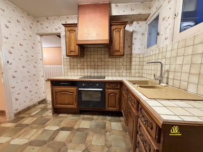 Maison - 102 m² - 6 pièces