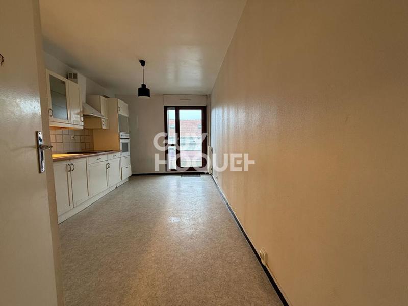 Appartement - 93 m² - 4 pièces