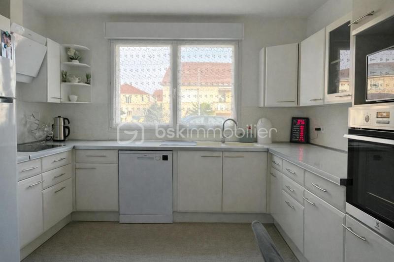 Pavillon - 120 m² - 5 pièces