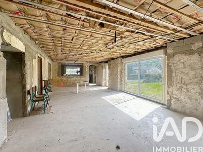 Maison - 120 m² - 2 pièces