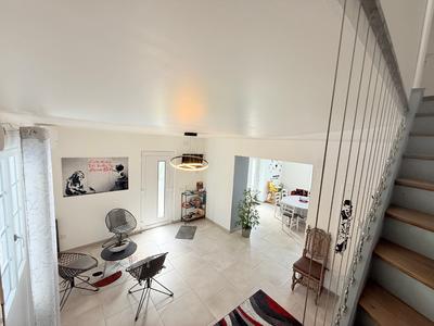 Maison - 191 m² - 9 pièces