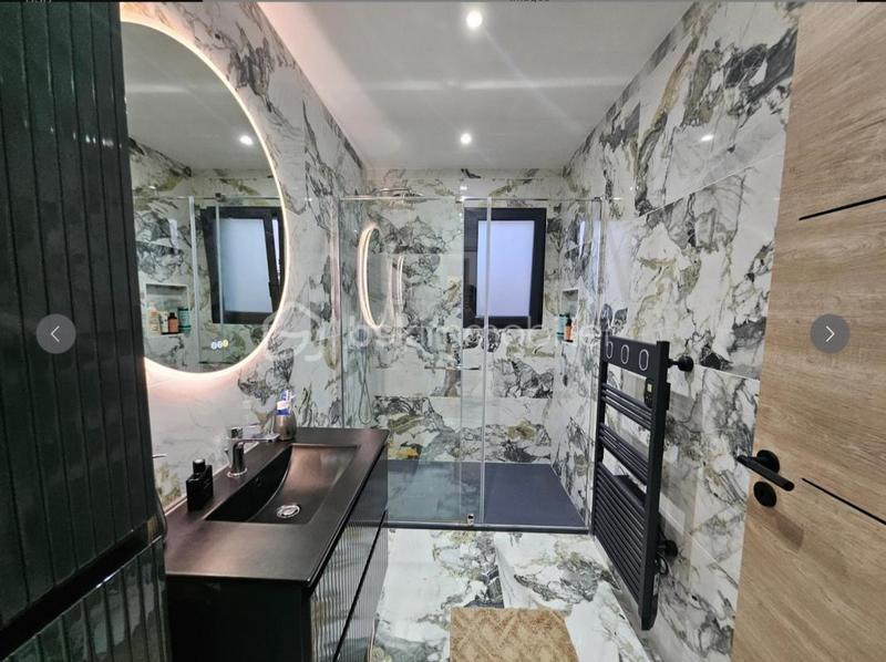 Maison - 166 m² - 5 pièces