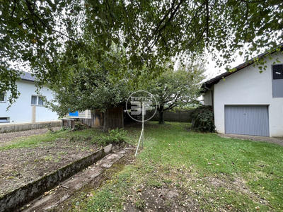 Maison - 168 m² - 7 pièces