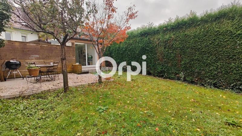 Maison - 111 m² - 4 pièces