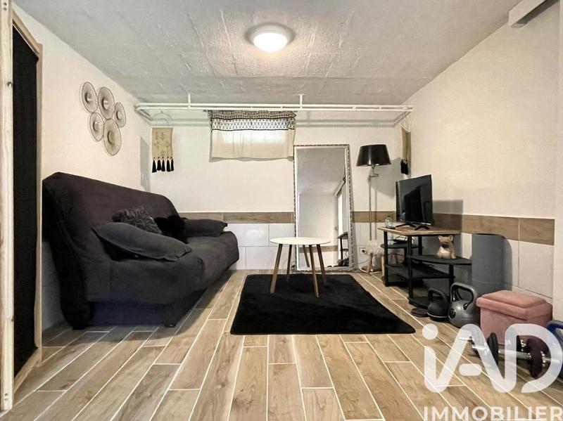 Maison - 223 m² - 6 pièces