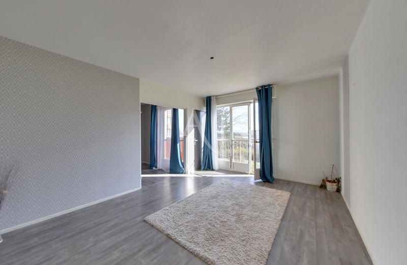 Appartement - 87 m² - 5 pièces