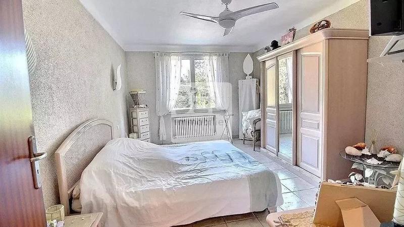 Propriété - 193 m² - 5 pièces