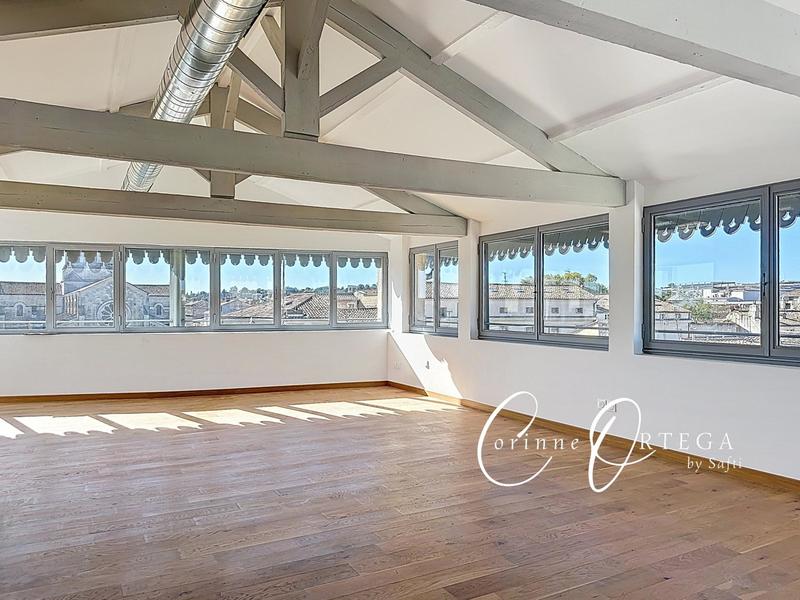 Appartement - 95 m² - 4 pièces