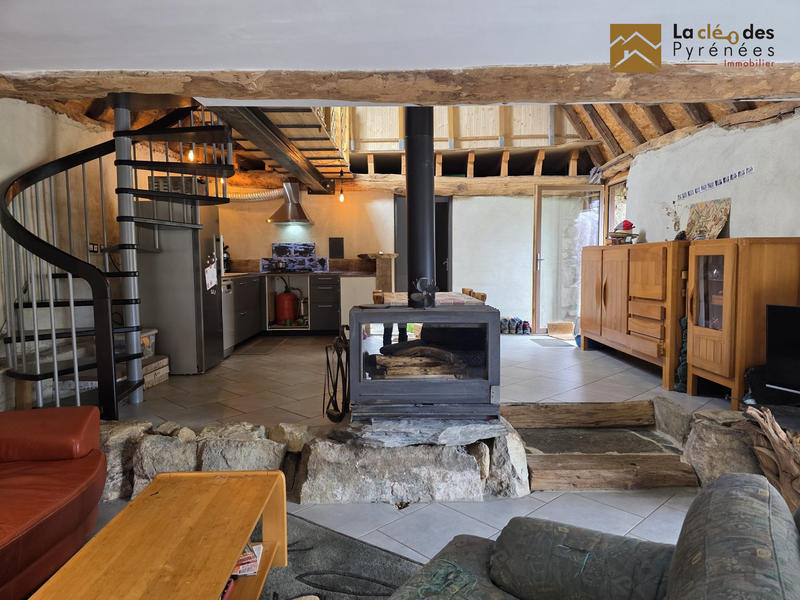 Maison ancienne - 111 m² - 3 pièces