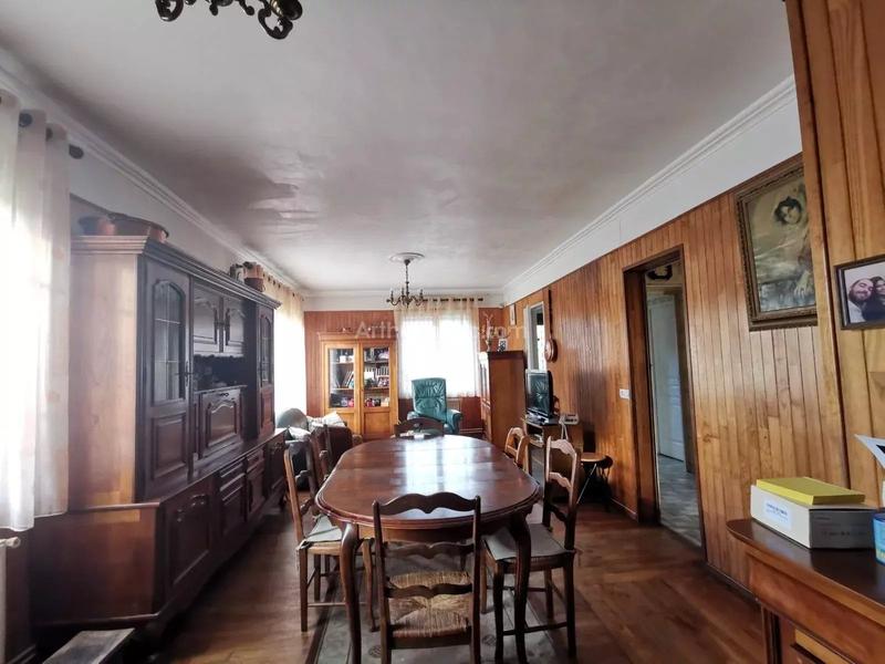 Maison - 101 m² - 6 pièces