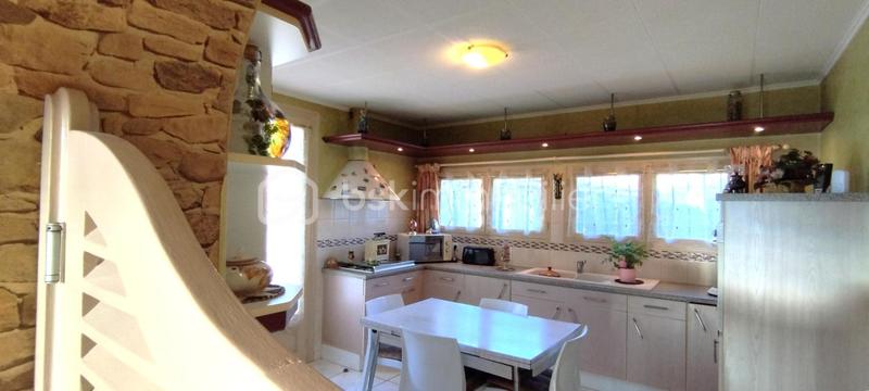 Maison - 104 m² - 4 pièces