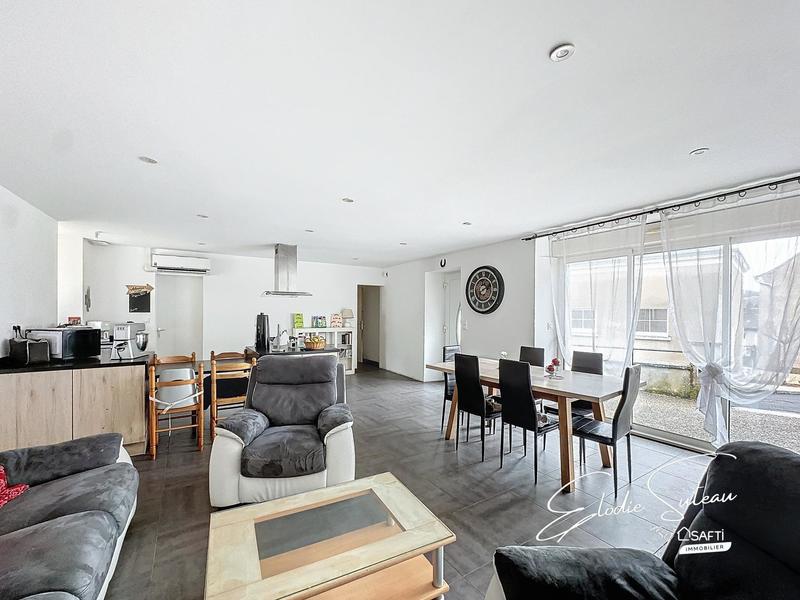 Maison - 105 m² - 5 pièces