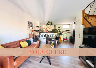 Duplex - 63 m² - 4 pièces