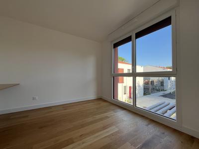 Maison contemporaine - 83 m² - 4 pièces