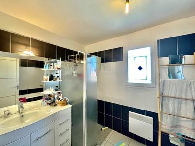 Villa - 100 m² - 4 pièces