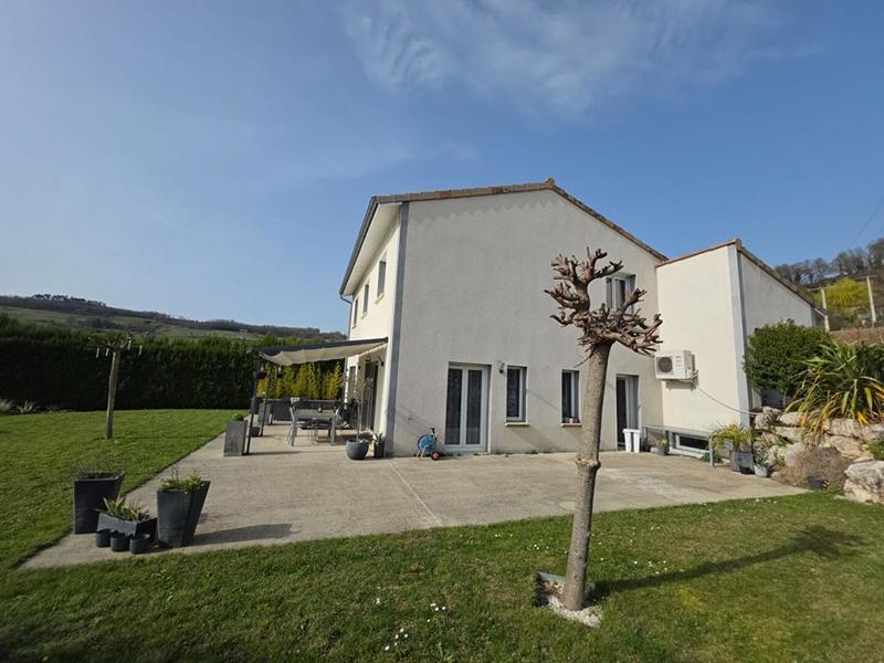 Maison - 185 m² - 6 pièces