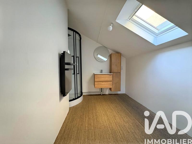 Immeuble - 140 m² - 2 pièces