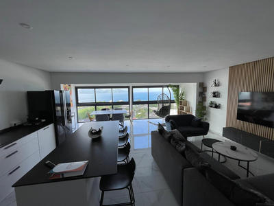 Appartement - 150 m² - 5 pièces