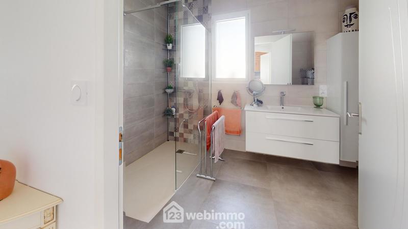 Maison - 120 m² - 5 pièces