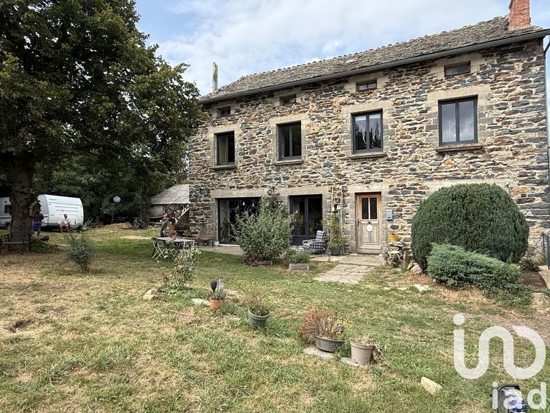 Maison - 197 m² - 8 pièces