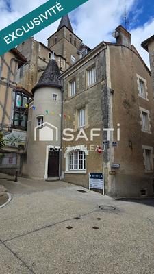 Maison - 225 m² - 8 pièces