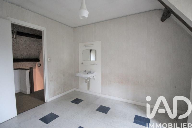 Maison - 246 m² - 8 pièces