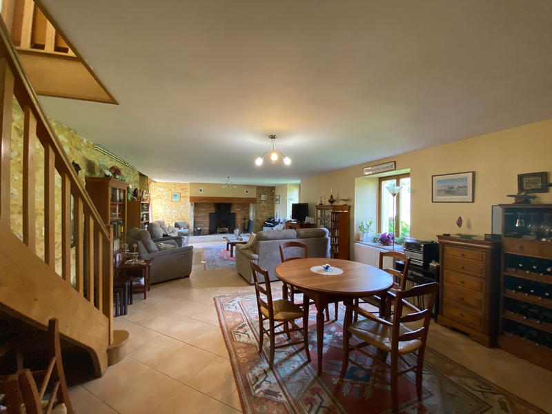 Maison - 188 m² - 6 pièces