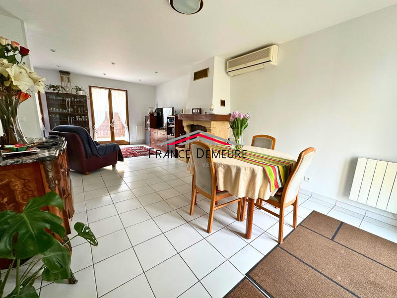 Maison - 100 m² - 6 pièces