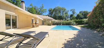 Villa - 137 m² - 5 pièces