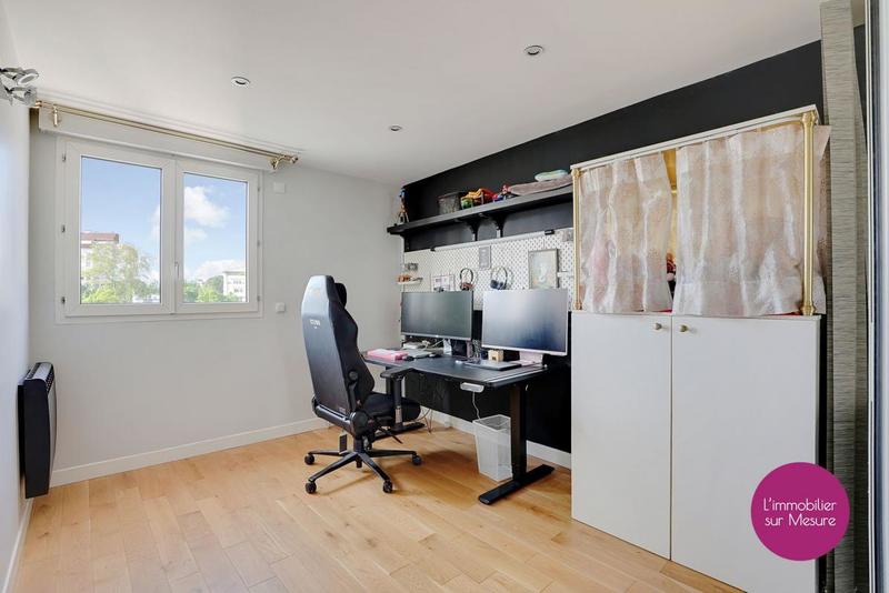 Appartement - 83 m² - 4 pièces