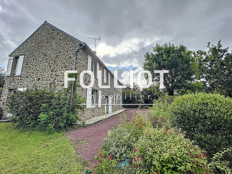 Maison - 150 m² - 8 pièces