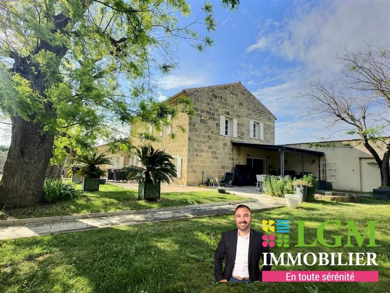 Mas - 212 m² - 6 pièces