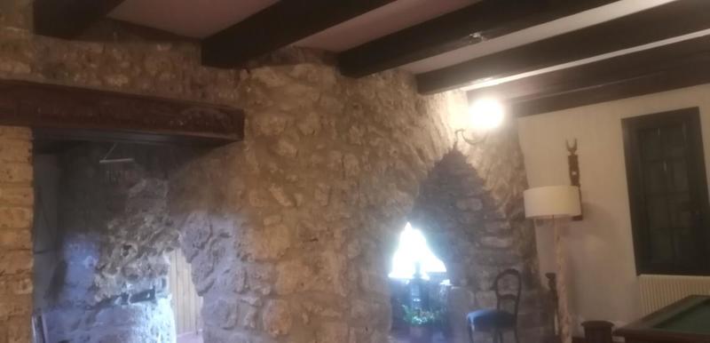 Propriété - 220 m² - 6 pièces