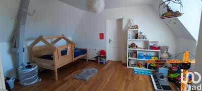 Maison - 177 m² - 7 pièces