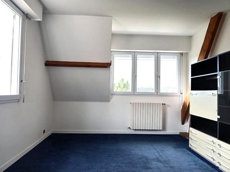 Maison - 185 m² - 7 pièces