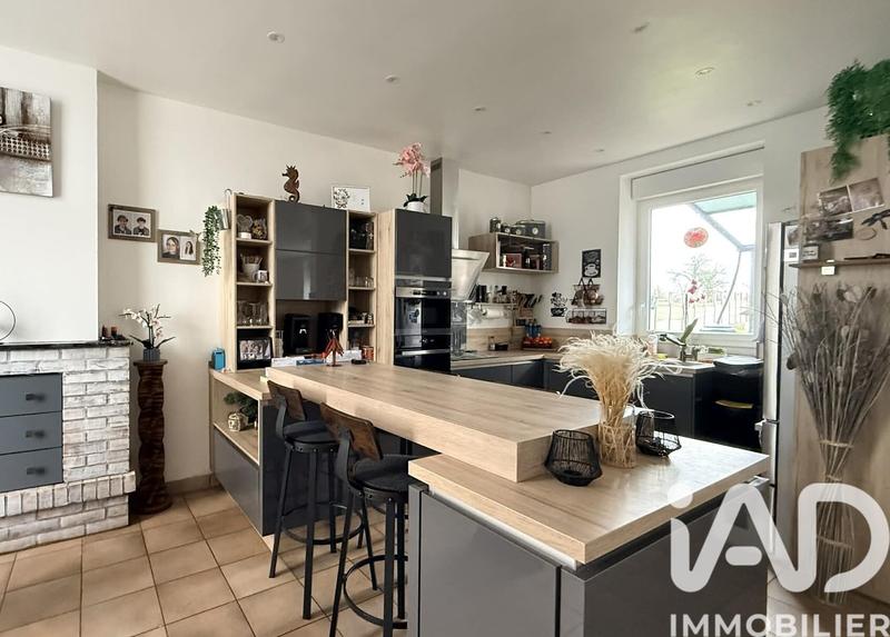 Maison - 102 m² - 6 pièces
