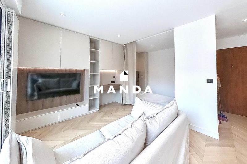 Studio - 27 m² - 1 pièce