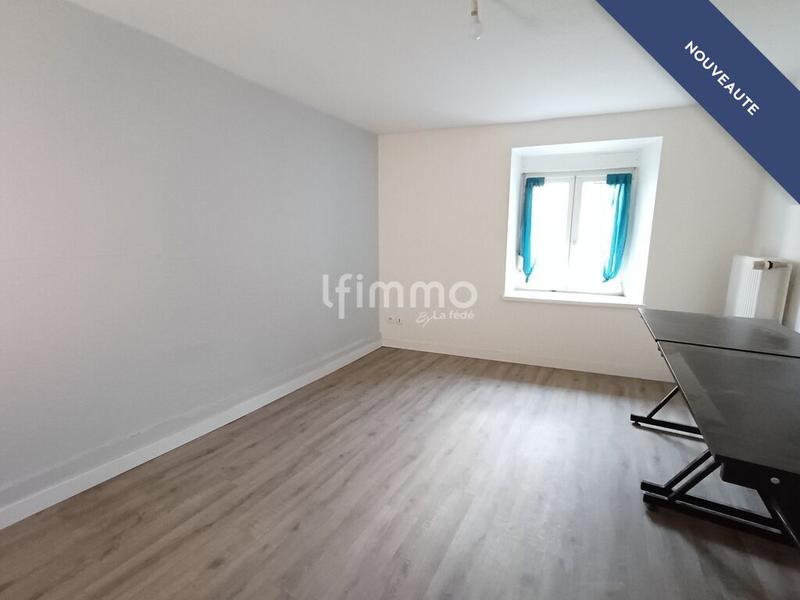 Immeuble - 241 m² - 11 pièces