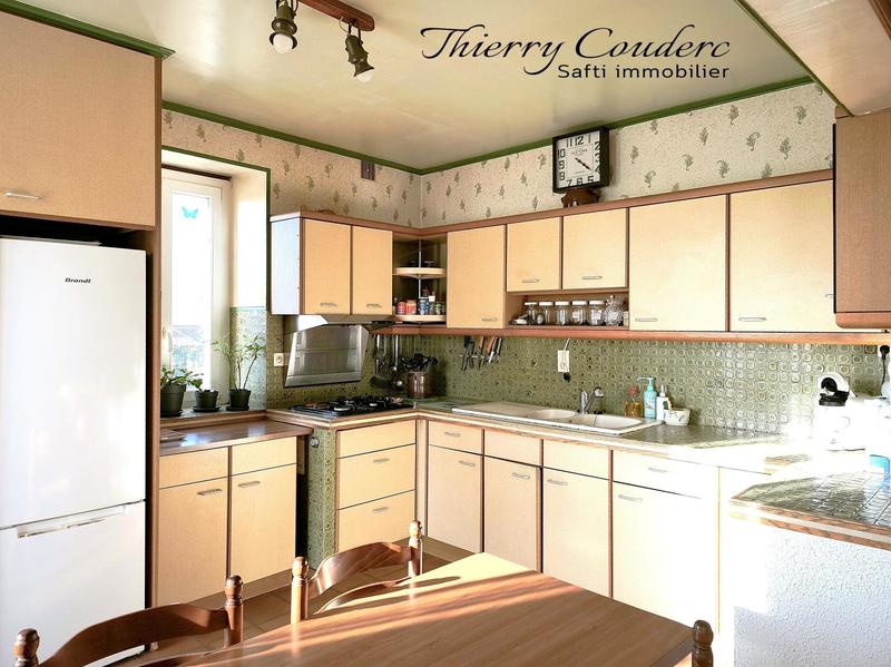 Maison - 170 m² - 7 pièces