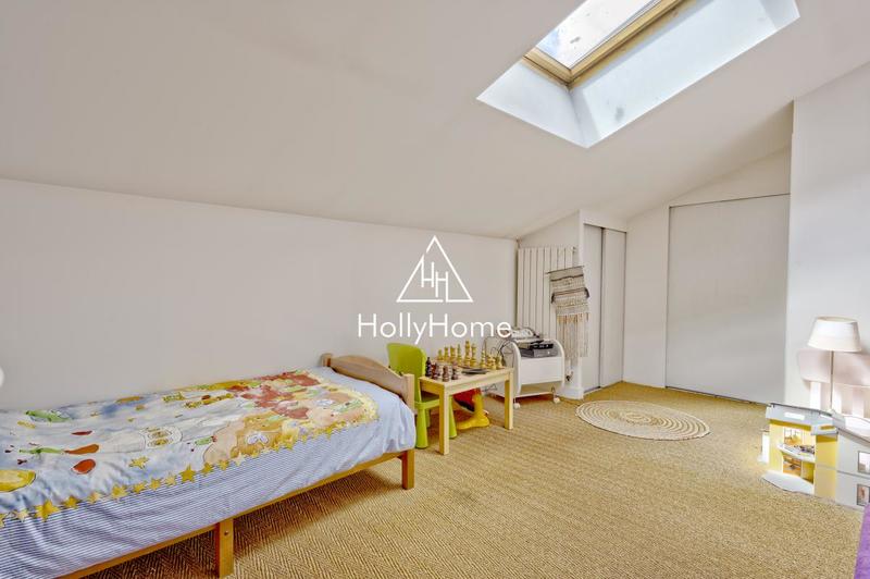 Maison ancienne - 237 m² - 7 pièces